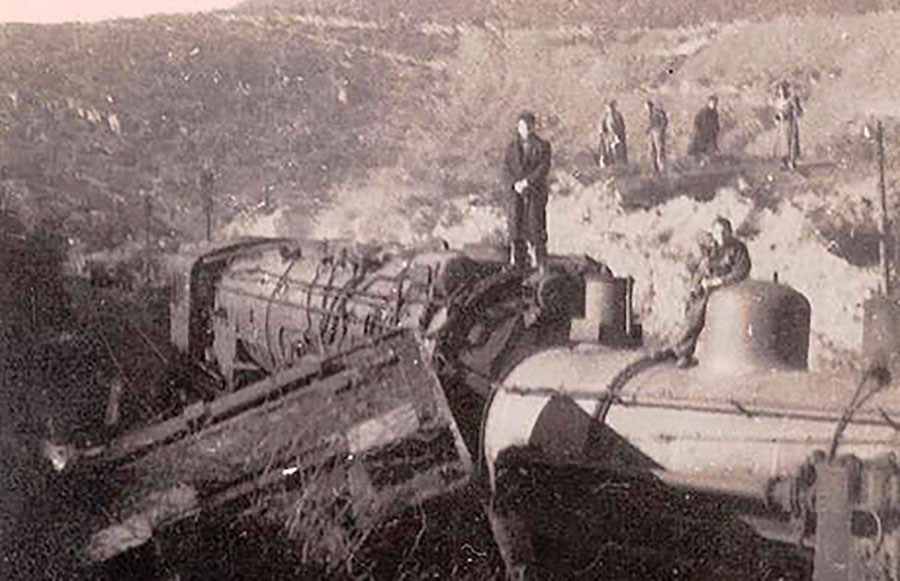 Imagen de archivo del accidente ferroviario de Torre del Bierzo, año 1944