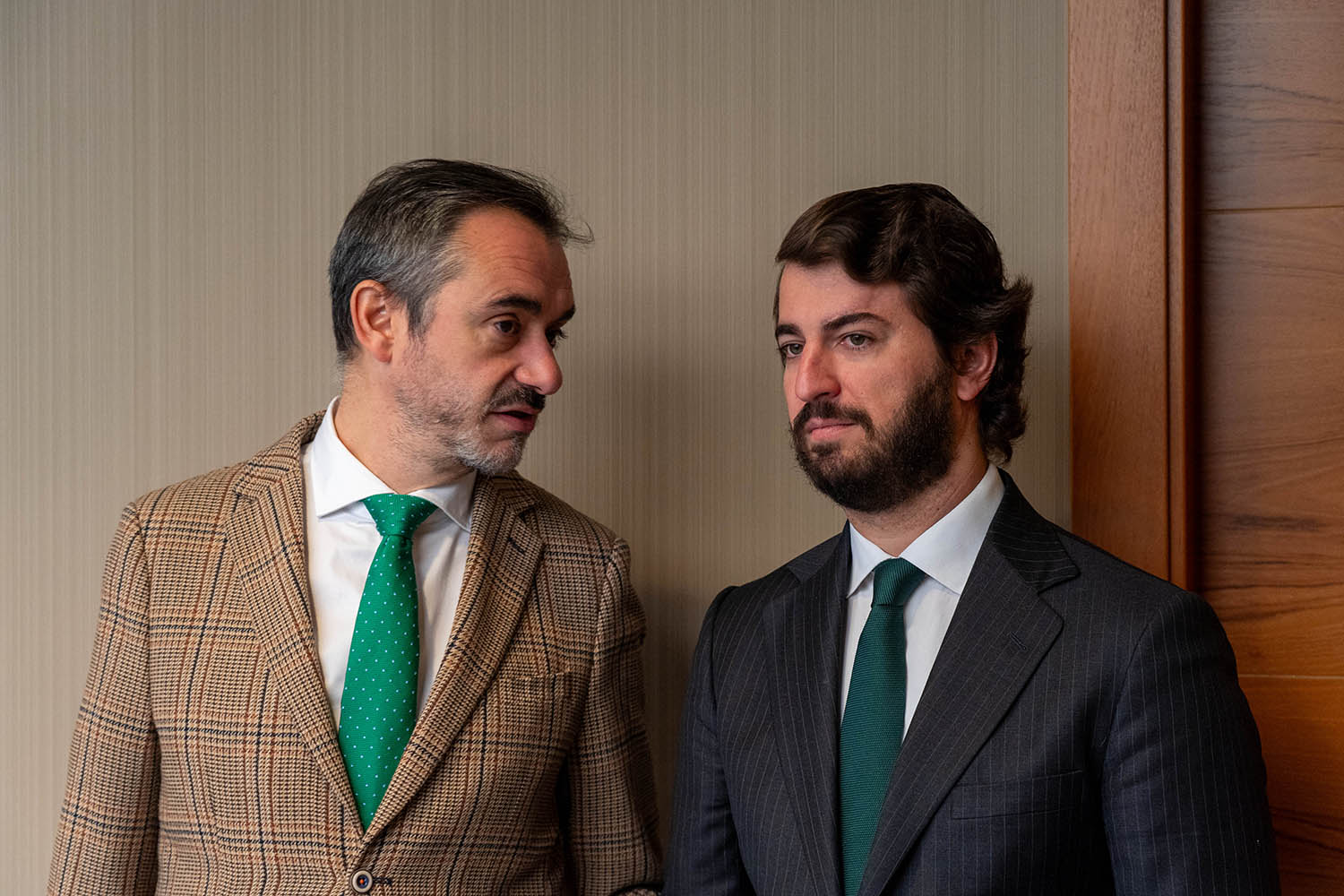 Eduardo Margareto ICAL . Reunión de la Junta de Portavoces de las Cortes. en la imagen el portavoz de Vox, Juan García Gallardo, junto al procurador de Vox, David Hierro