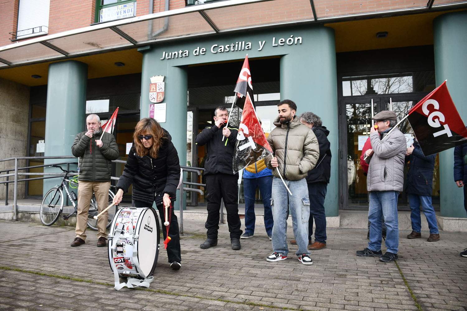 Protestas en Ponferrada para apoyar al trabajador despedido en el Parador de Villafranca Protestas en Ponferrada para apoyar al trabajador despedido en el Parador de Villafranca