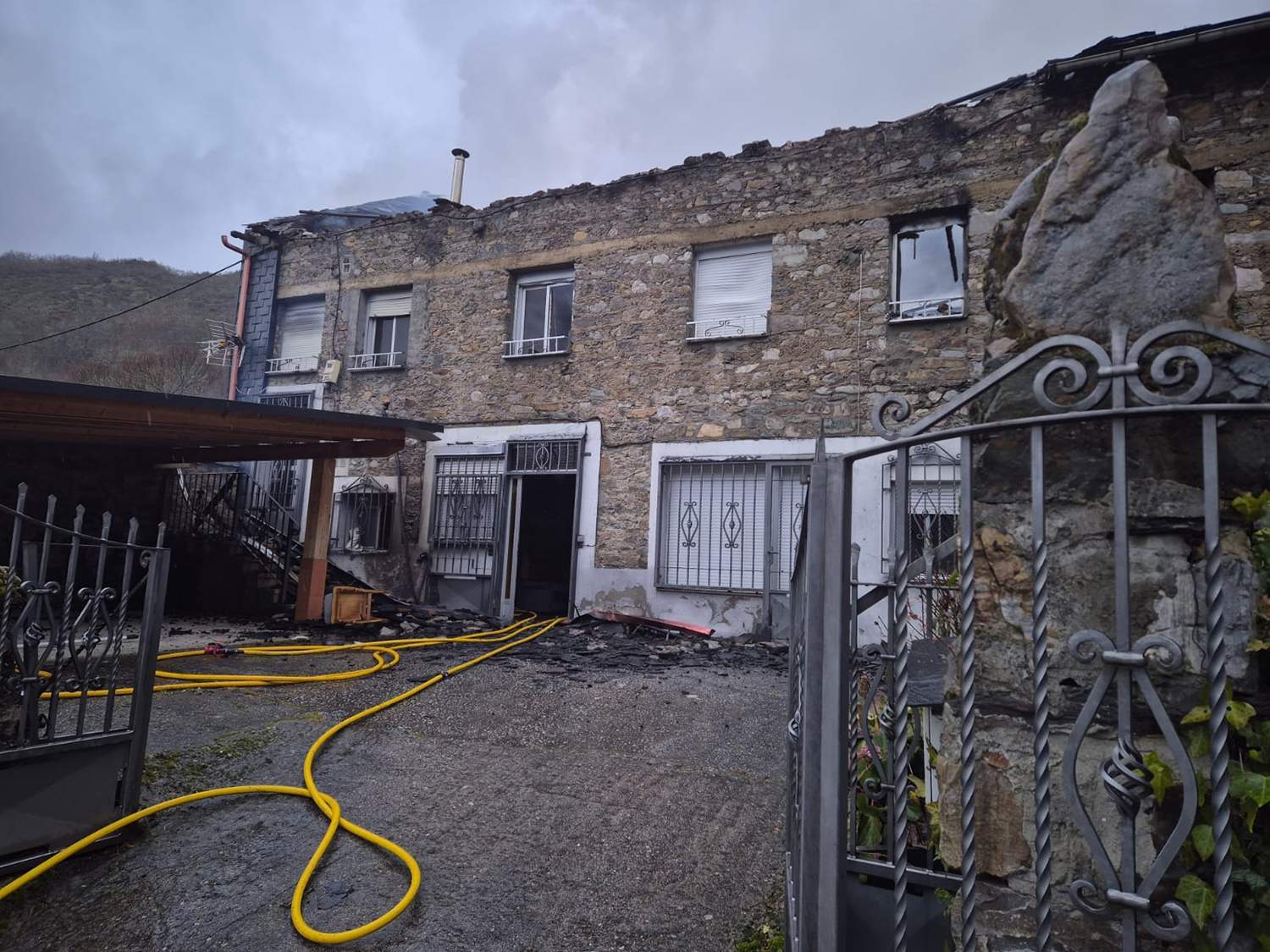 incendio Palacios del Sil (4)