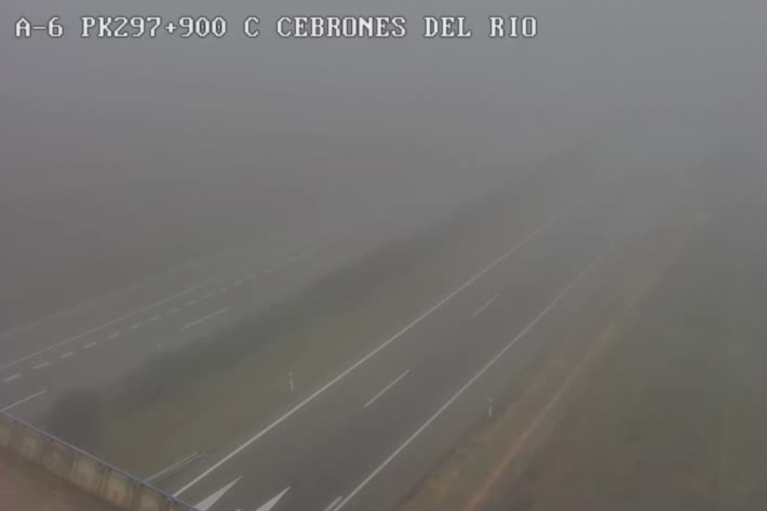 Estado de la A-6 a su paso por Cebrones del Río (León)