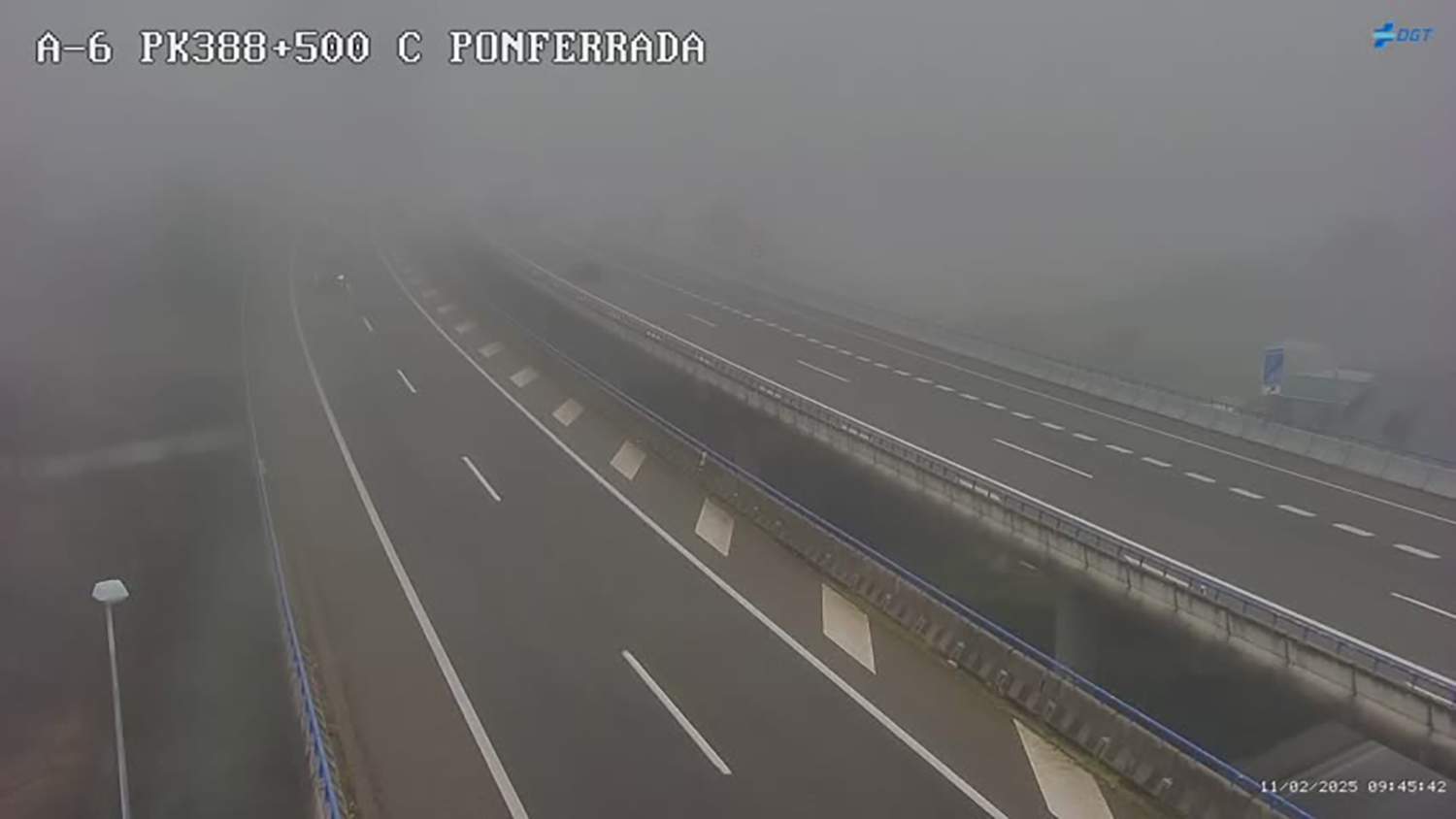 Niebla en la A6 a su paso por Ponferrada