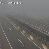 Niebla en la A6 a su paso por Ponferrada