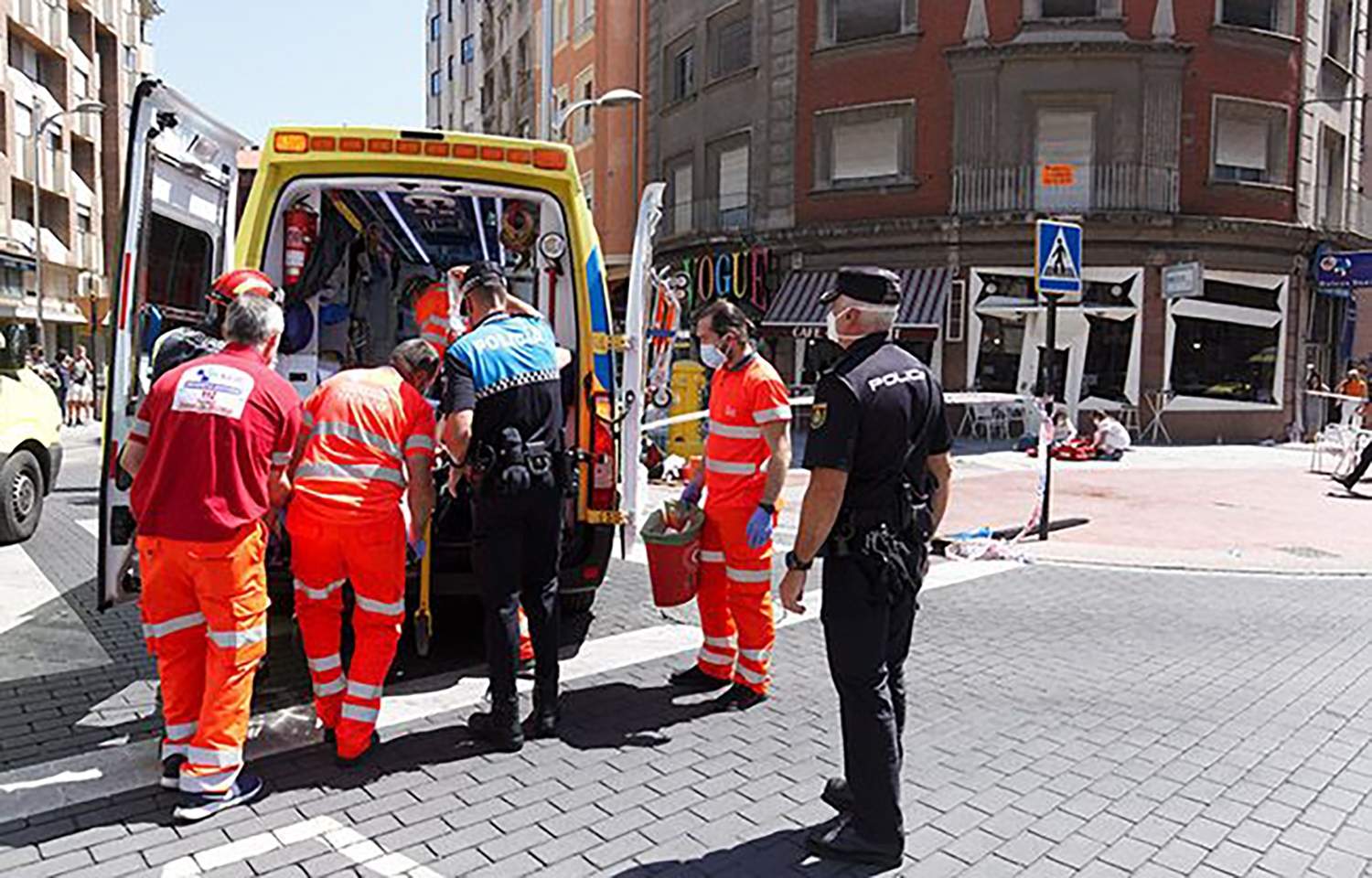 Atropello múltiple en un bar del centro de Ponferrada