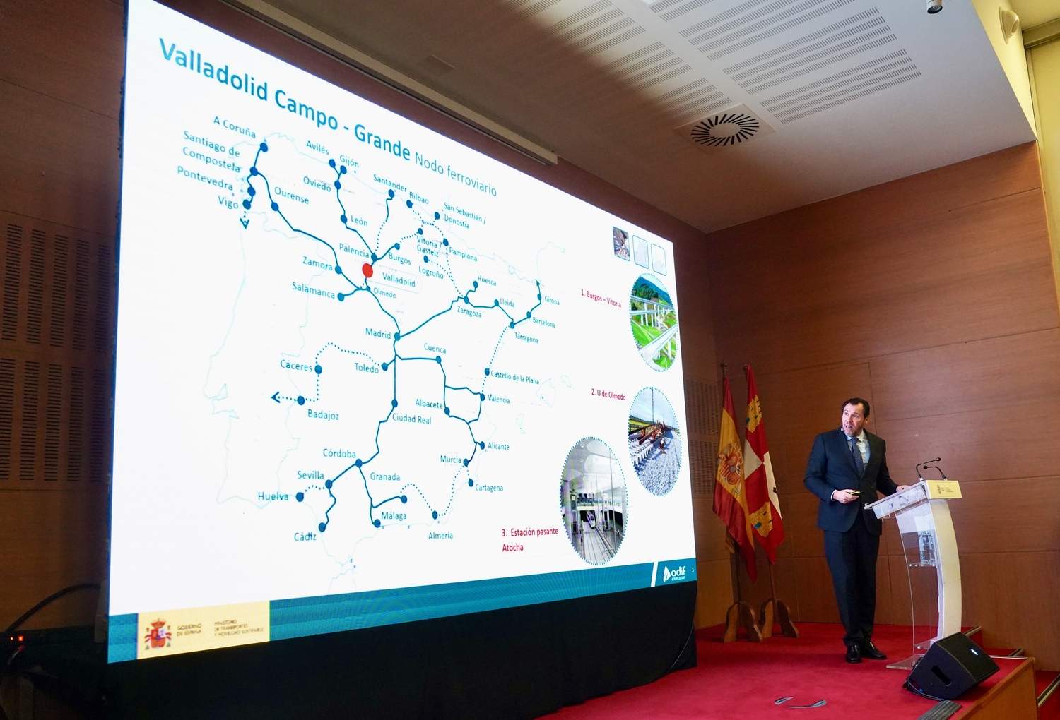 El ministro de Transportes y Movilidad Sostenible, Óscar Puente, presenta el proyecto de la nueva estación de tren de Valladolid Campo Grande| Leticia Pérez / ICAL El ministro de Transportes y Movilidad Sostenible, Óscar Puente, presenta el proyecto de la nueva estación de tren de Valladolid Campo Grande| Leticia Pérez / ICAL