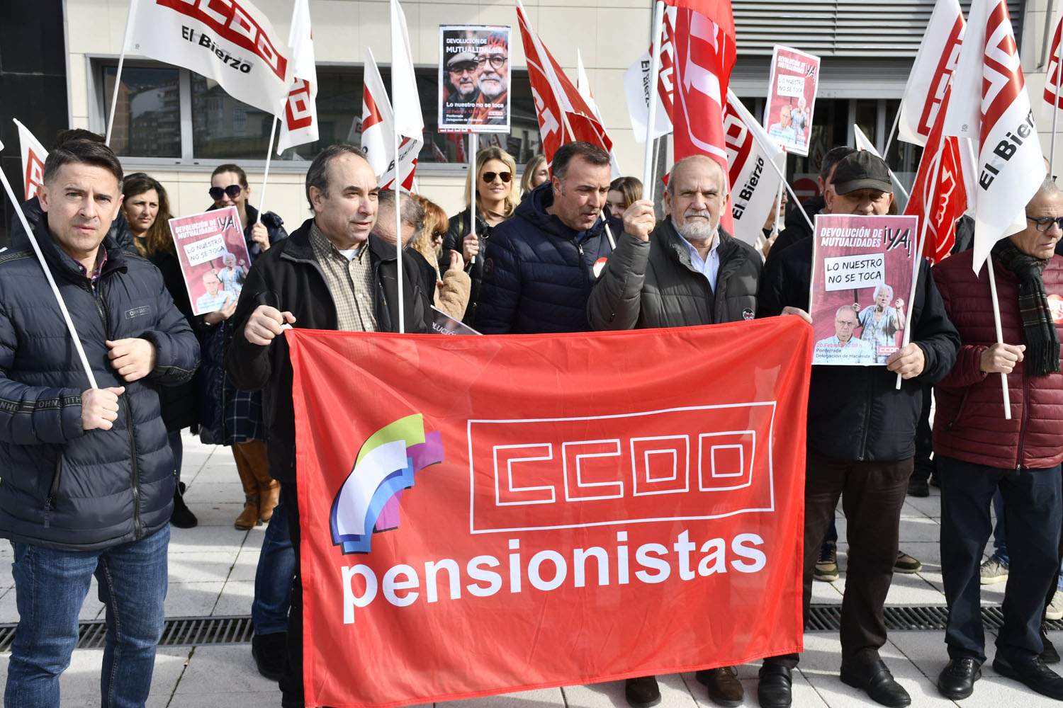 Manifestación de pensionistas en Hacienda (18)