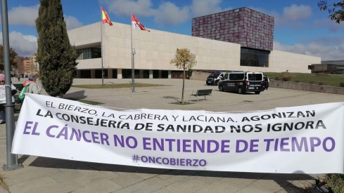 Manifestación OncoBierzo en Valladolid 