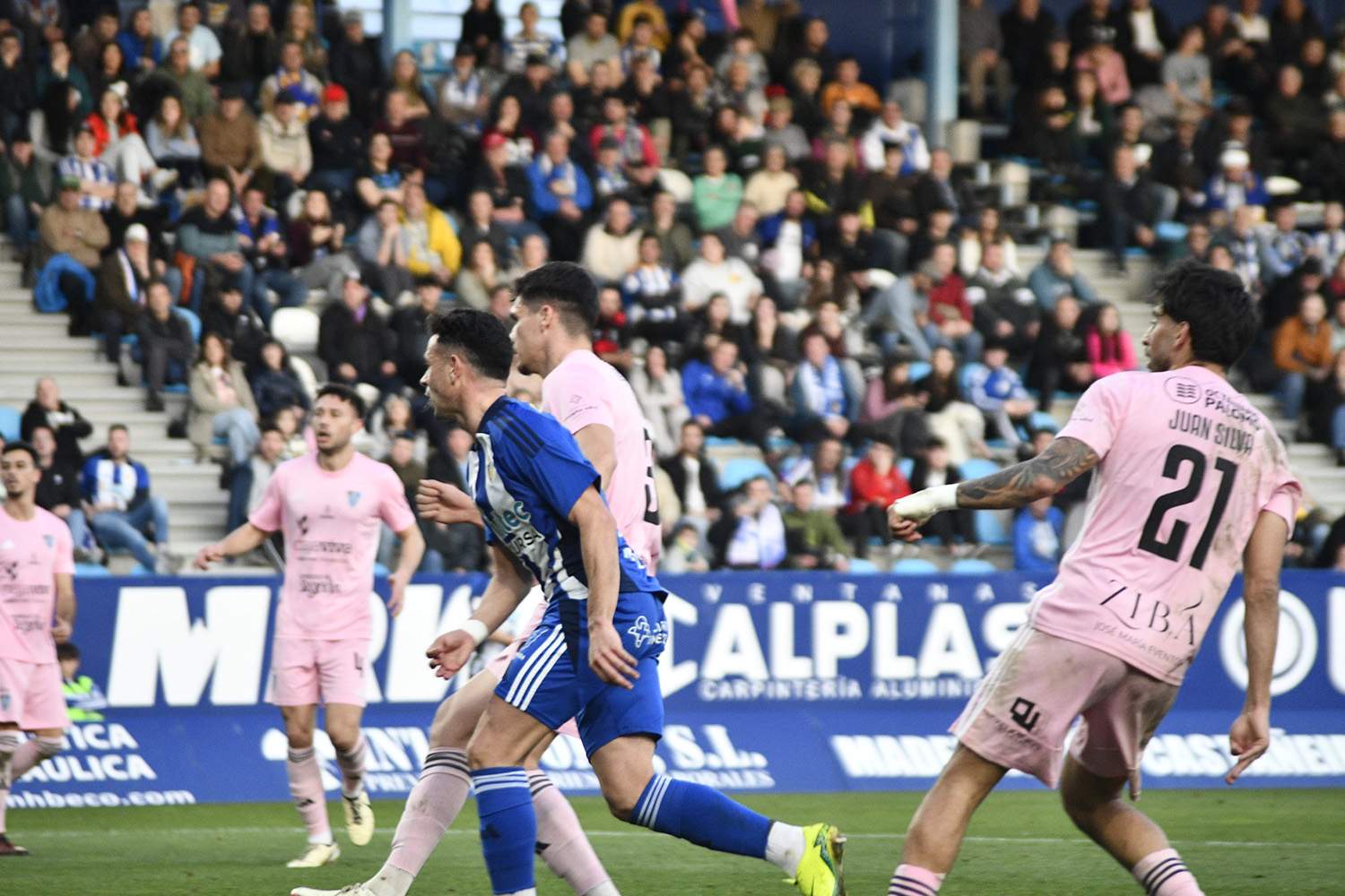 Tercer gol de la Ponferradina. Bustos Tercer gol de la Ponferradina. Bustos