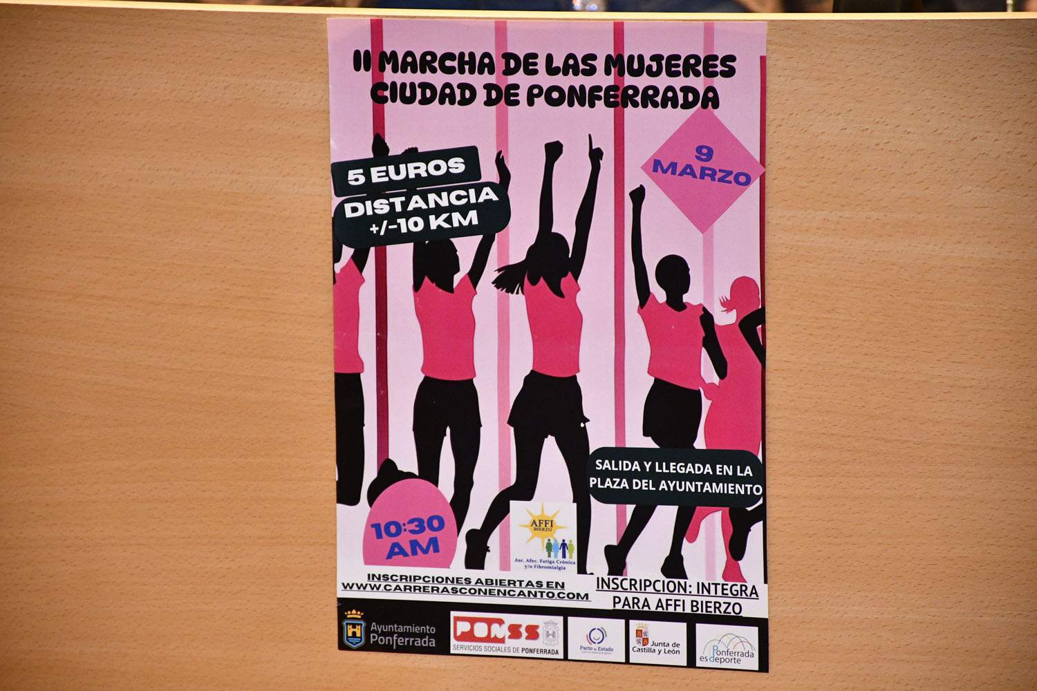 Marcha de las mujeres ciudad de Ponferrada (3)