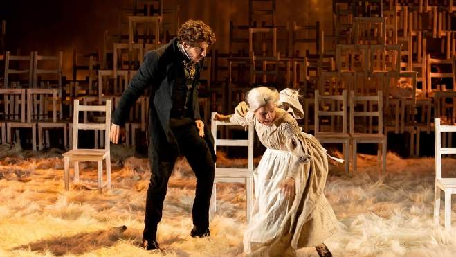 El Teatro Bérgidum de Ponferrada conmemora el Día de la Mujer con 'Del color de la leche' sobre el precio que tiene que pagar una joven por aprender a leer