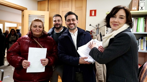 Presentación de los avales para la candidatura de Diego Moreno para las primarias del PSOE de León