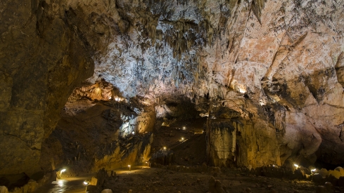 Abierta la nueva temporada para visitas a la Cueva de Valorquero