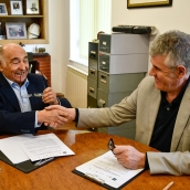 Firma del convenio entre Fundación Cultura Minera y la UNED