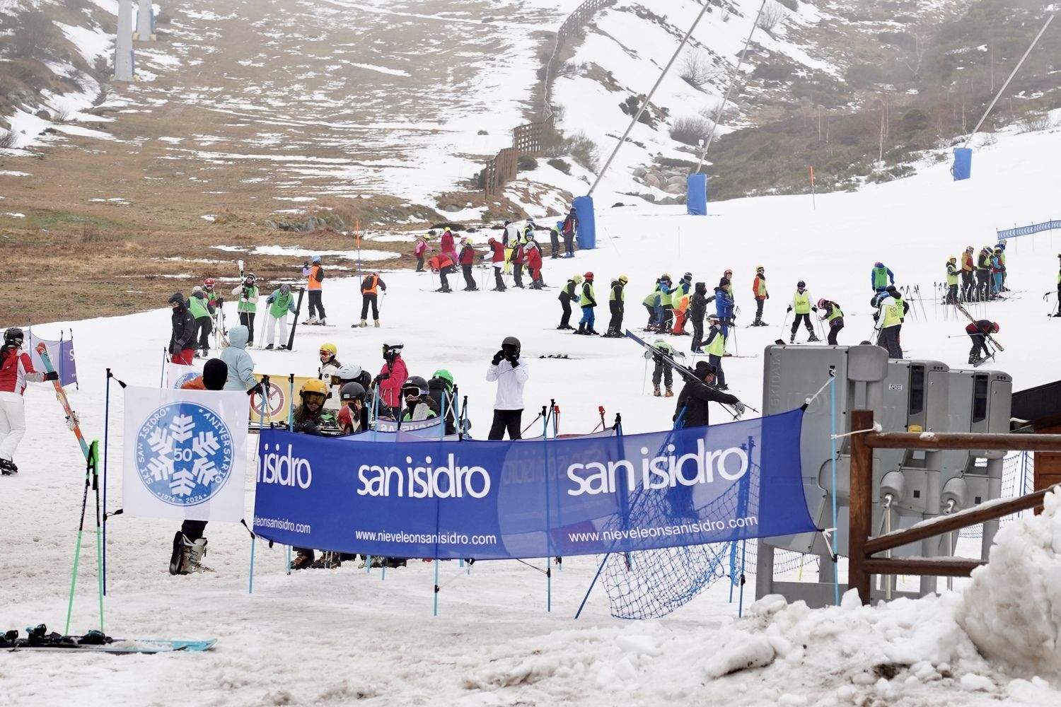 Celebración del 50 aniversario de la primera temporada de esquí en San Isidro | Campillo / ICAL Celebración del 50 aniversario de la primera temporada de esquí en San Isidro | Campillo / ICAL