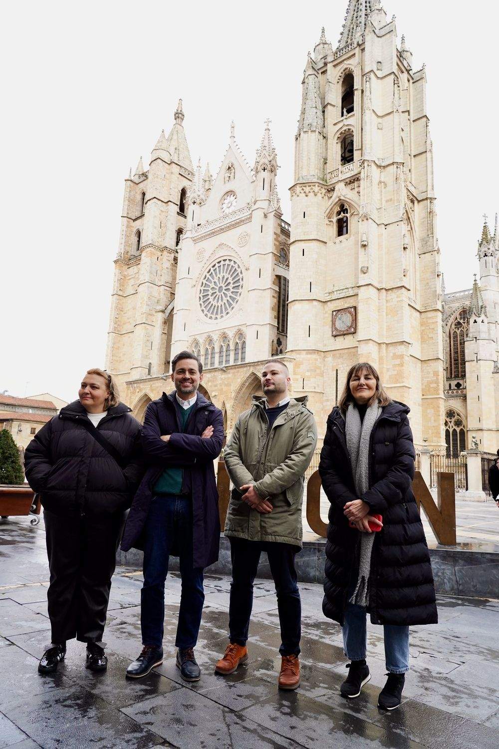 Diego Moreno atiende a los medios de comunicación tras la proclamación de candidaturas a secretaría provincial del PSOE de León | Campillo / ICAL