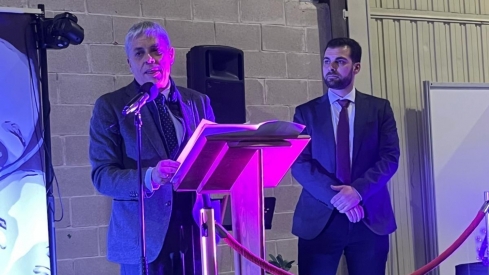 Eduardo Diego destaca el valor del botillo como símbolo de colaboración y avance en el Festival de Noceda del Bierzo