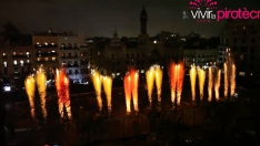 PiBierzo da luz y color a las Fallas de Valencia sus fuegos artificiales | Vivirlapirotecnia