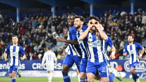 La Ponferradina recupera sensaciones, supera al Ourense y consolida su ambición de play-off La Ponferradina recupera sensaciones, supera al Ourense y consolida su ambición de play-off