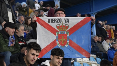 Así se vivió la victoria de la Ponferradina ante el Ourense en El Toralín | Dani Merino