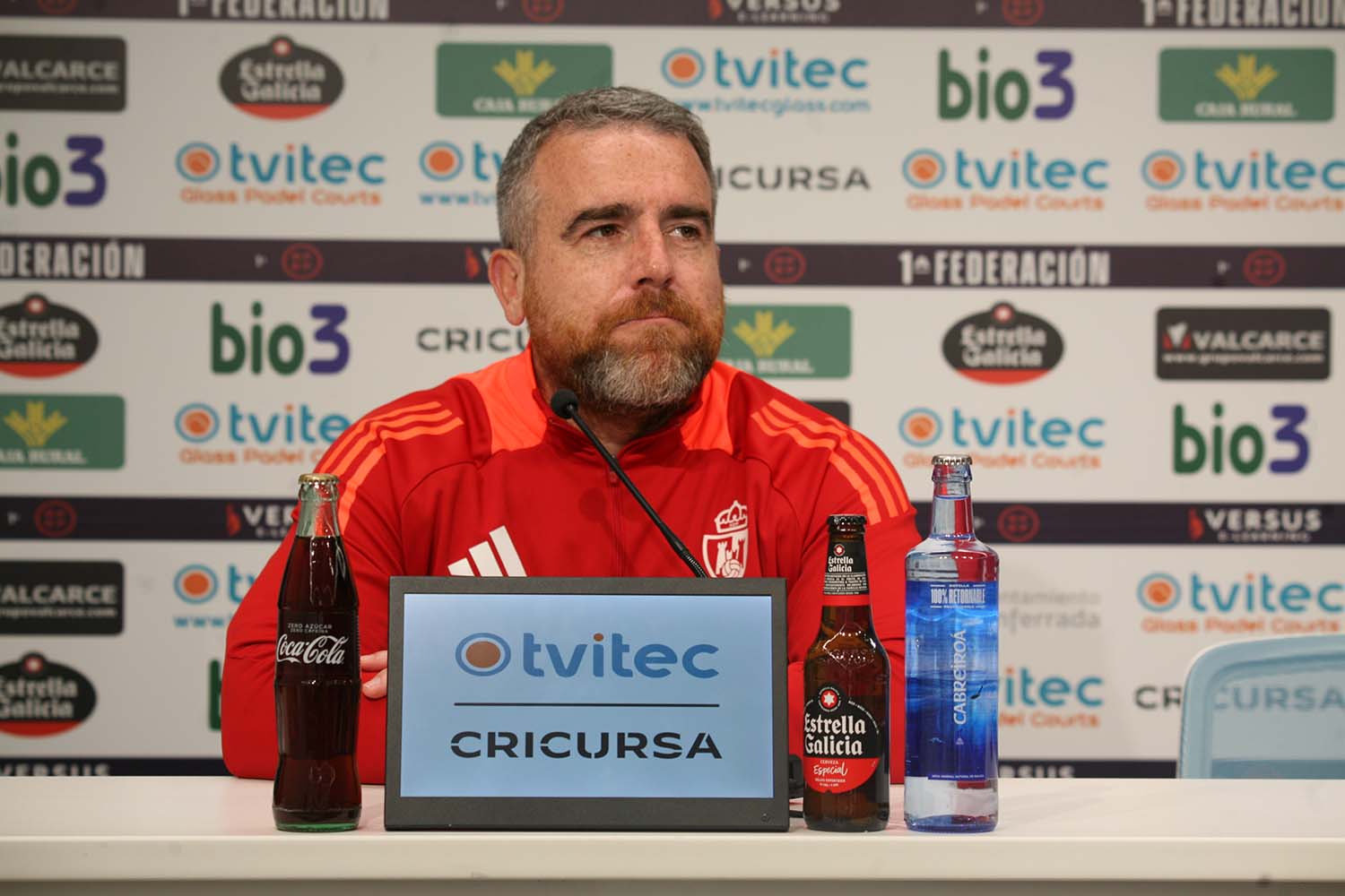 Javi Rey confirma la baja de Borja Fernández para el partido entre la Ponferradina y el Lugo