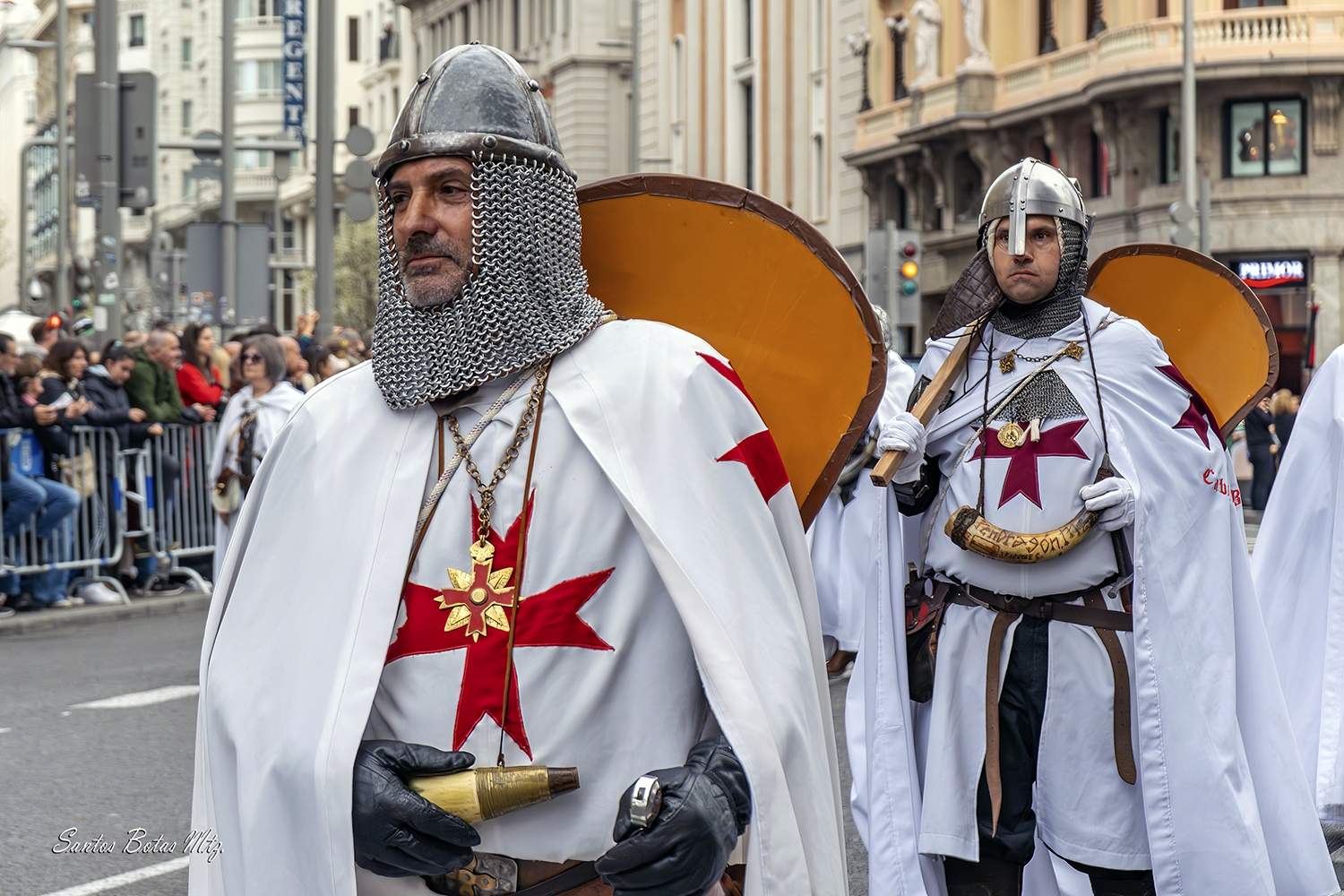 Representantes del Bierzo en el desfile de San Patricio 2024