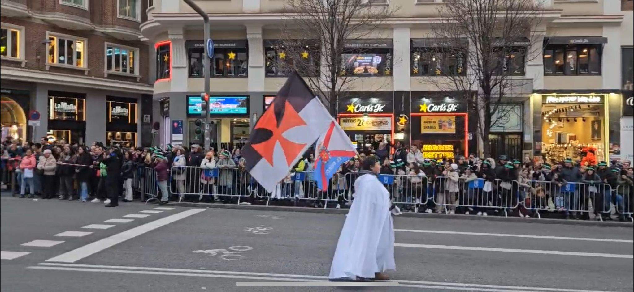 Representación del Bierzo en el desfile de San Patricio de Madrid 