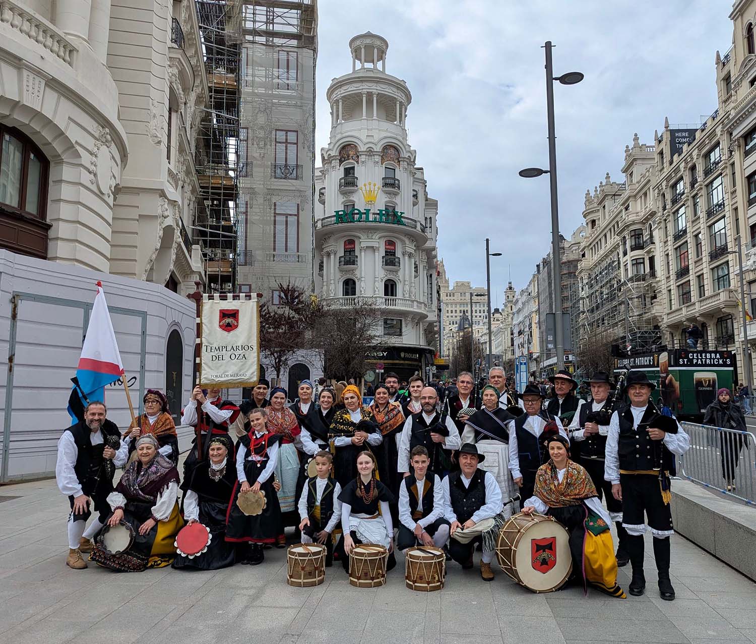 Los Templarios del Oza en el desfile de San Patricio.