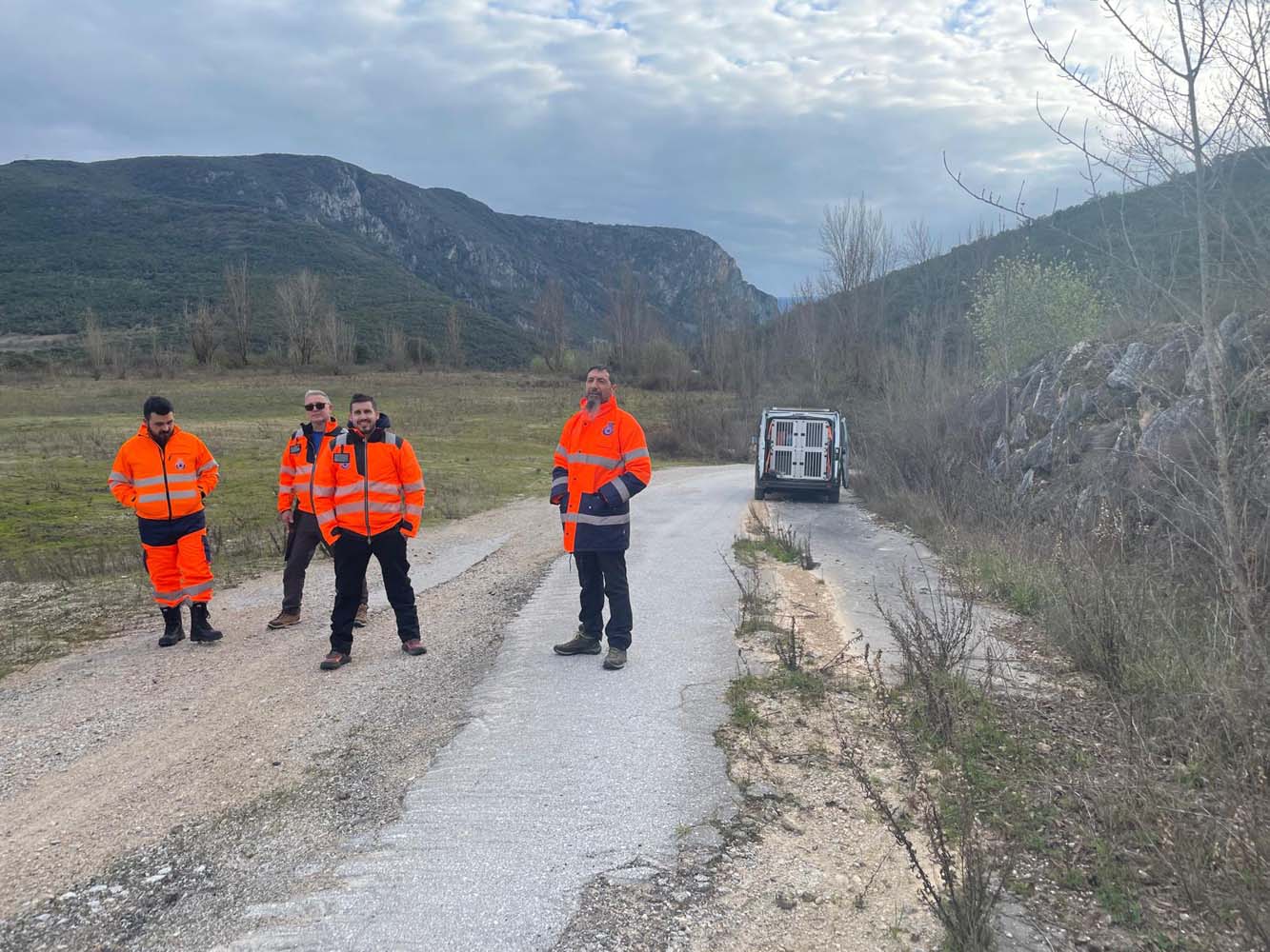 La Unidad Canina de PROTEMER (Lago de Carucedo) estrena nuevo material junto a los seis perros del equipo (9) La Unidad Canina de PROTEMER (Lago de Carucedo) estrena nuevo material junto a los seis perros del equipo (9)
