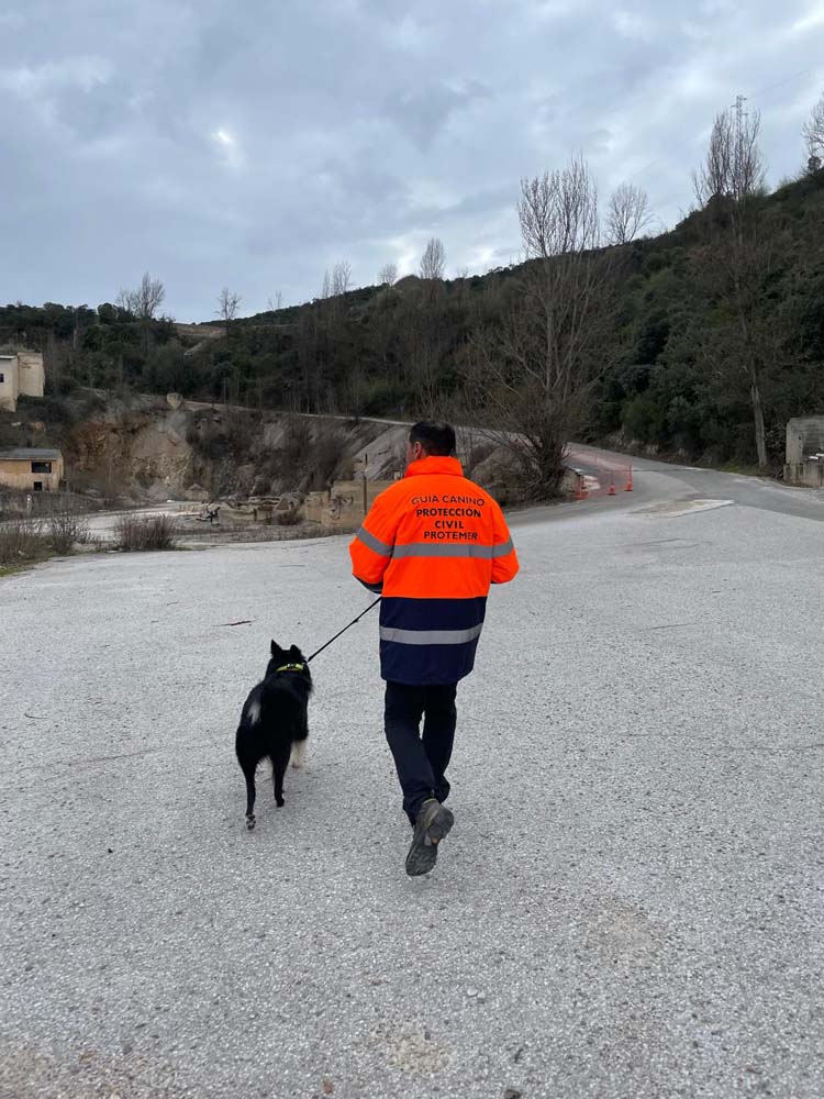 La Unidad Canina de PROTEMER (Lago de Carucedo) estrena nuevo material junto a los seis perros del equipo (2) La Unidad Canina de PROTEMER (Lago de Carucedo) estrena nuevo material junto a los seis perros del equipo (2)