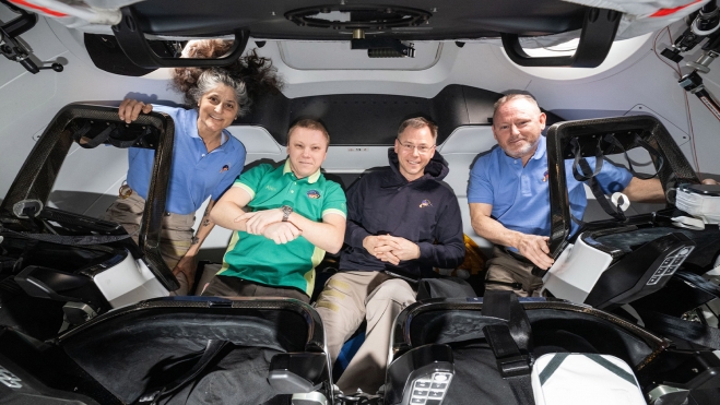 Los astronautas de la NASA Nick Hague, Suni Williams y Butch Wilmore, junto con el cosmonauta de Roscosmos Aleksandr Gorbunov (SpaceX)