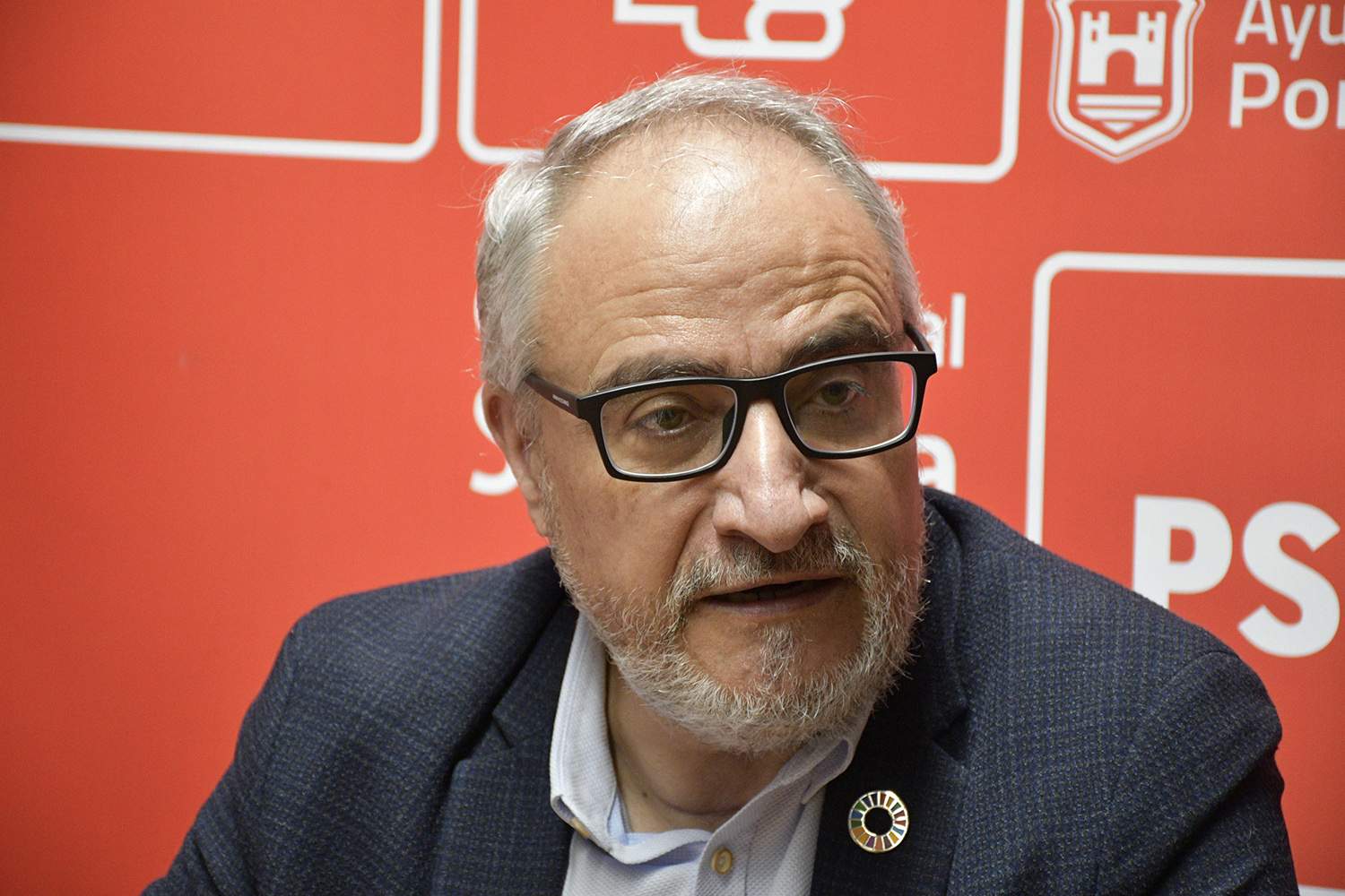 Rueda de prensa del PSOE sobre expedientes urbanísiticos. En la foto Olegario Ramón