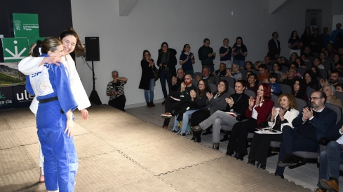 Presentación del libro Orbitas de Sara García (15)