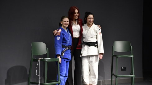 Presentación del libro Orbitas de Sara García (17)