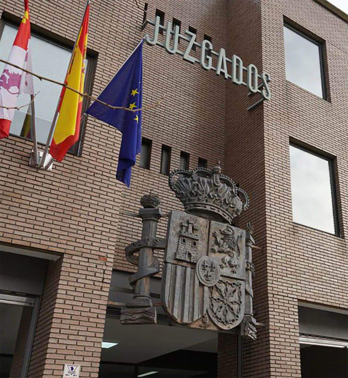 Fachada del Juzgado de Ponferrada Fachada del Juzgado de Ponferrada