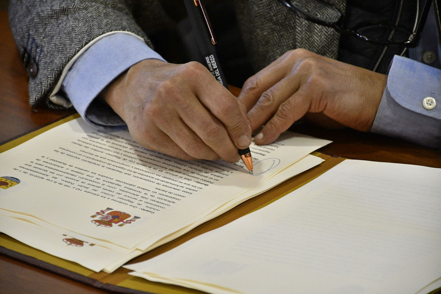 Firma del convenio (9)