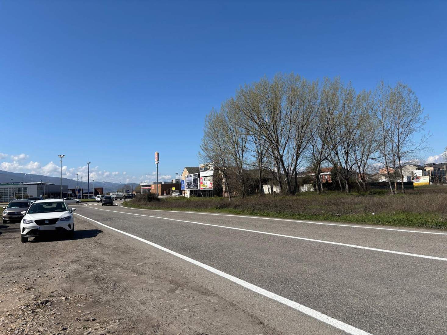 Obras en la Avenida Ciudad Bergida (4)