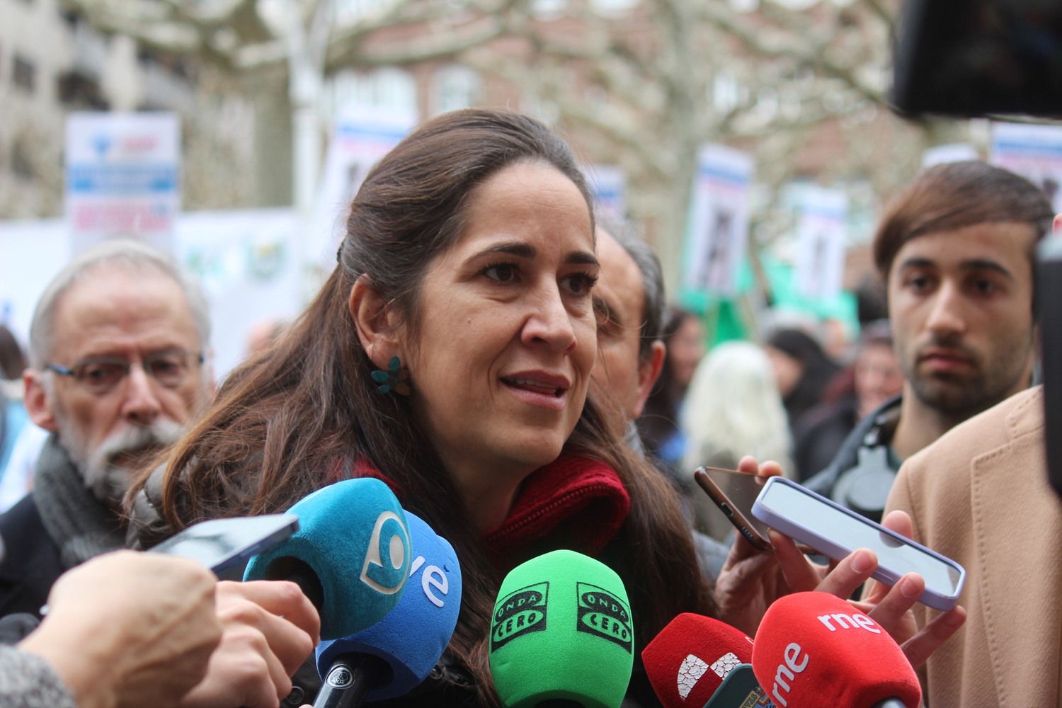 Blanca Blanco, presidenta de CEVE León en la Concentración de los veterinarios de León por el uso de medicamentos | José Martín