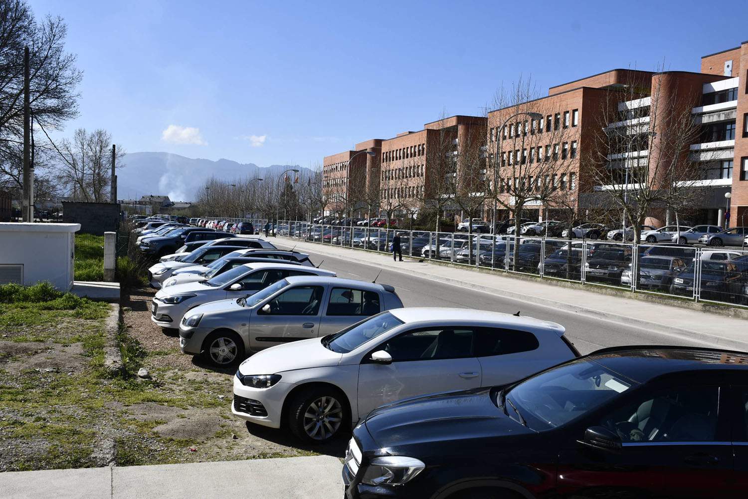 Obras delante del pabellón Nuria Lugueros (7) Obras delante del pabellón Nuria Lugueros (7)