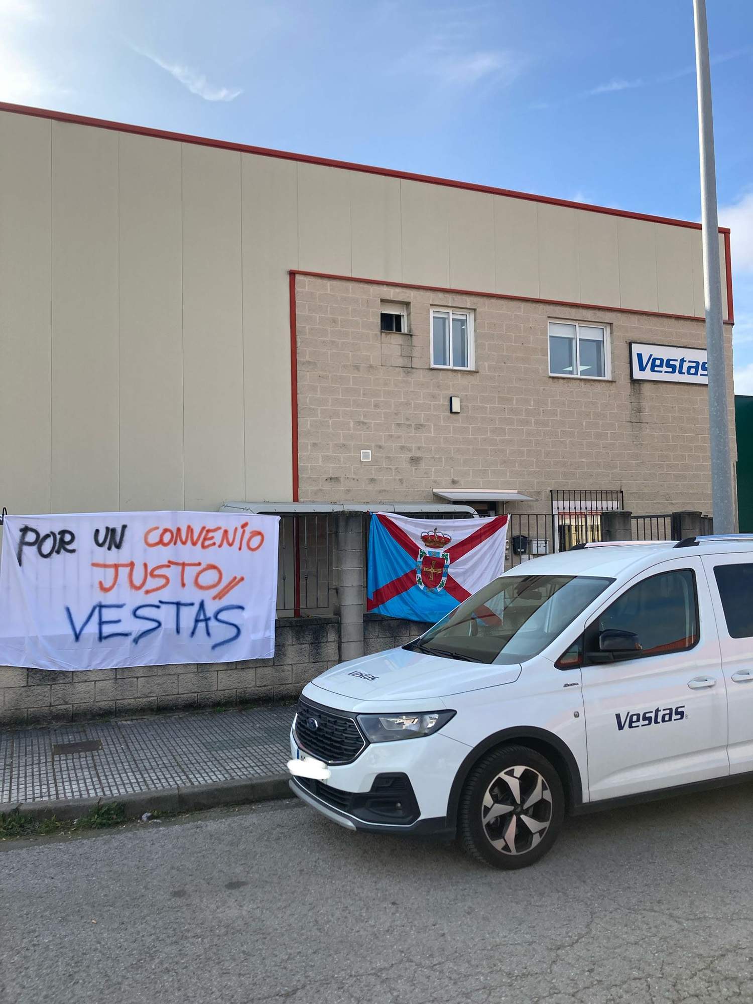 Trabajadores de Vestas Eólica de San Román de Bembibre se movilizan por un convenio justo Trabajadores de Vestas Eólica de San Román de Bembibre se movilizan por un convenio justo