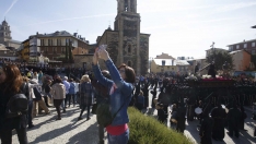 César Sánchez ICAL. Turistas durante una de las procesiones de la Semana Santa de Ponferrada César Sánchez ICAL. Turistas durante una de las procesiones de la Semana Santa de Ponferrada