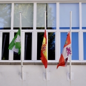 Luto en Villablino |Foto archivo del luto por la muerte de sus 5 vecinos en Cerredo