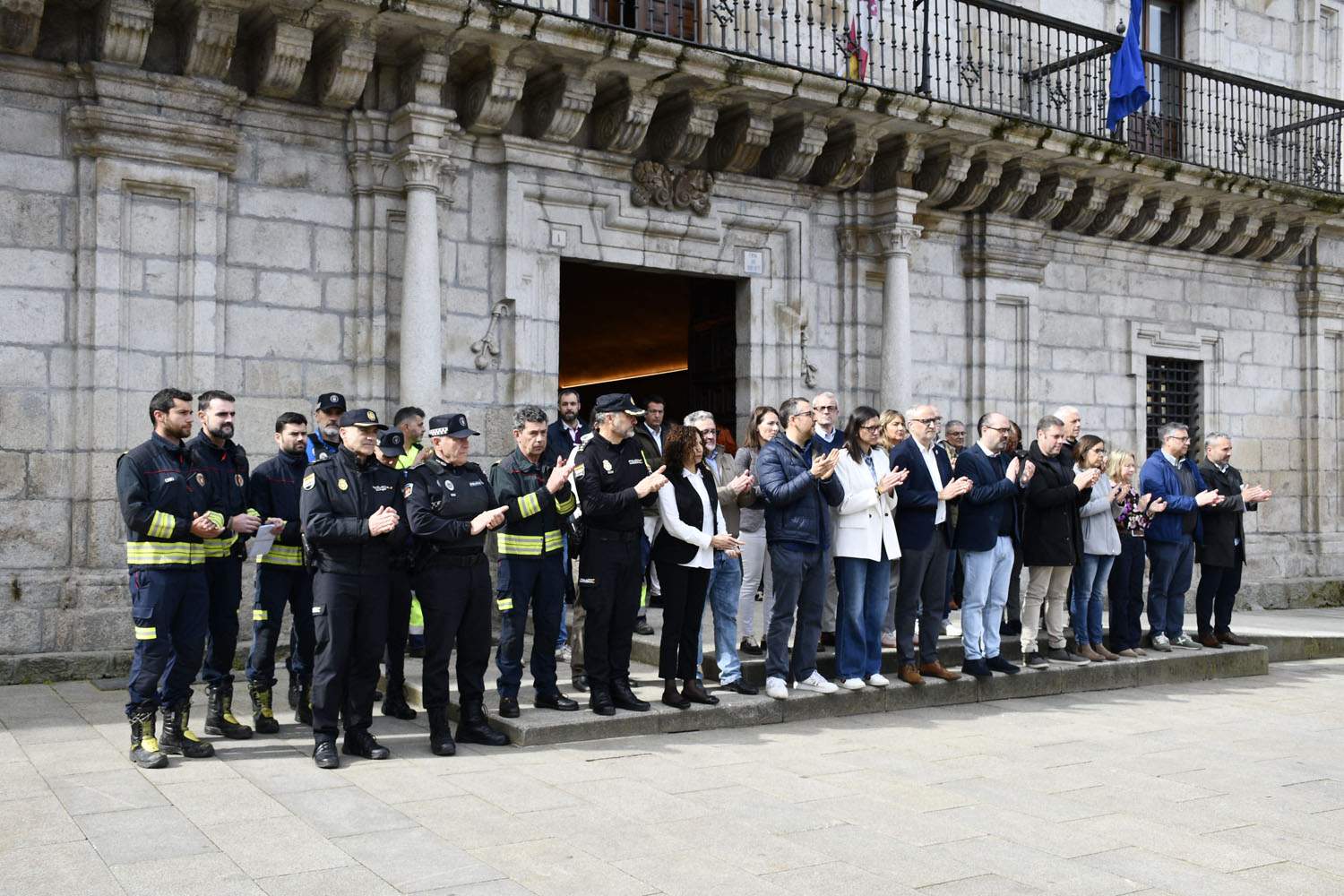 Minuto de silencio en Ponferrada