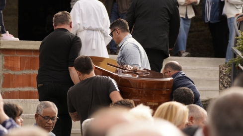 Funeral del minero berciano David Álvarez fallecido en la mina de Cerredo (Asturias) | Foto: César Sánchez, ICAL