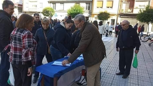 Tarsicio Carballo en su incansable lucha a pie de calle