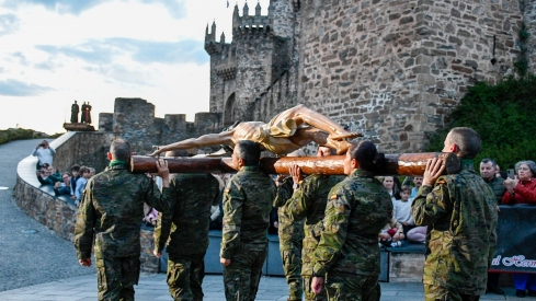 Traslado del Cristo de la Esperanza de Ponferrad (90)
