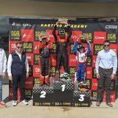 Los pilotos bercianos, Enzo Prada y Matteo Rodríguez, en el podio 