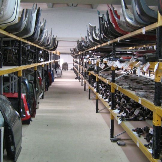 Desguaces en el Polígono de Onzonilla 