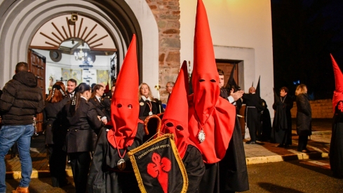 Procesión Santo Cristo del Camino Ponferrada 2025 (7) Procesión Santo Cristo del Camino Ponferrada 2025 (7)