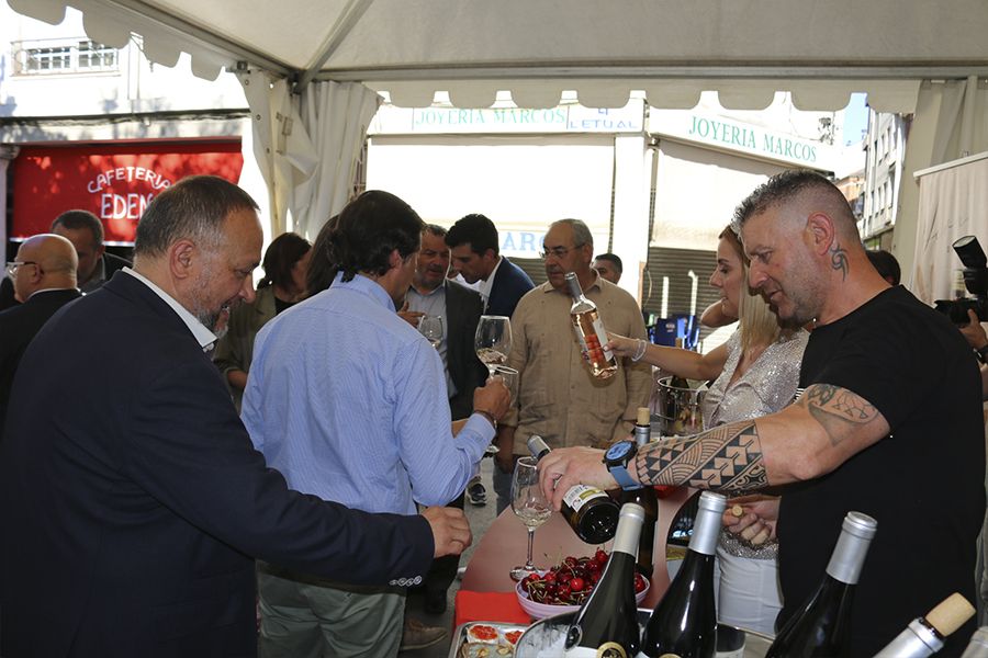 La Feria del Vino de Cacabelos regresó para 'brindar' con DO Bierzo sus ...