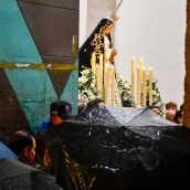 La lluvia impide la procesión de la Soledad en Ponferrada este sábado